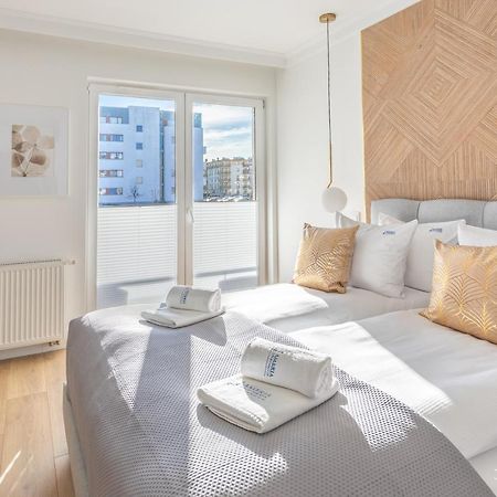 Ambria Apartments Debina シフィノウイシチェ エクステリア 写真