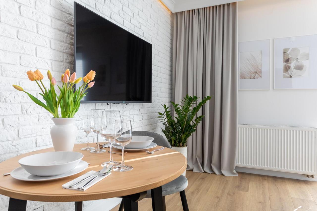 Ambria Apartments Debina シフィノウイシチェ エクステリア 写真