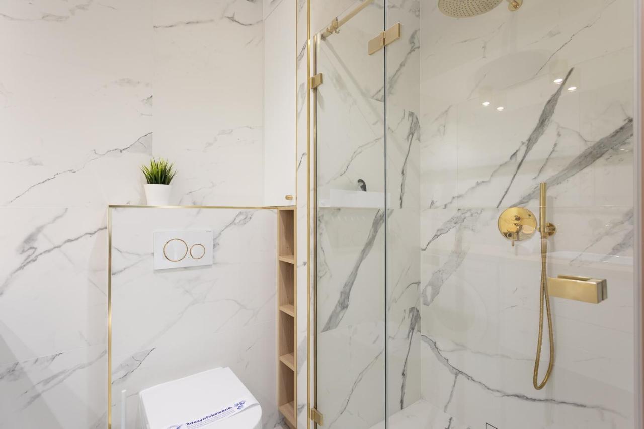 Ambria Apartments Debina シフィノウイシチェ エクステリア 写真